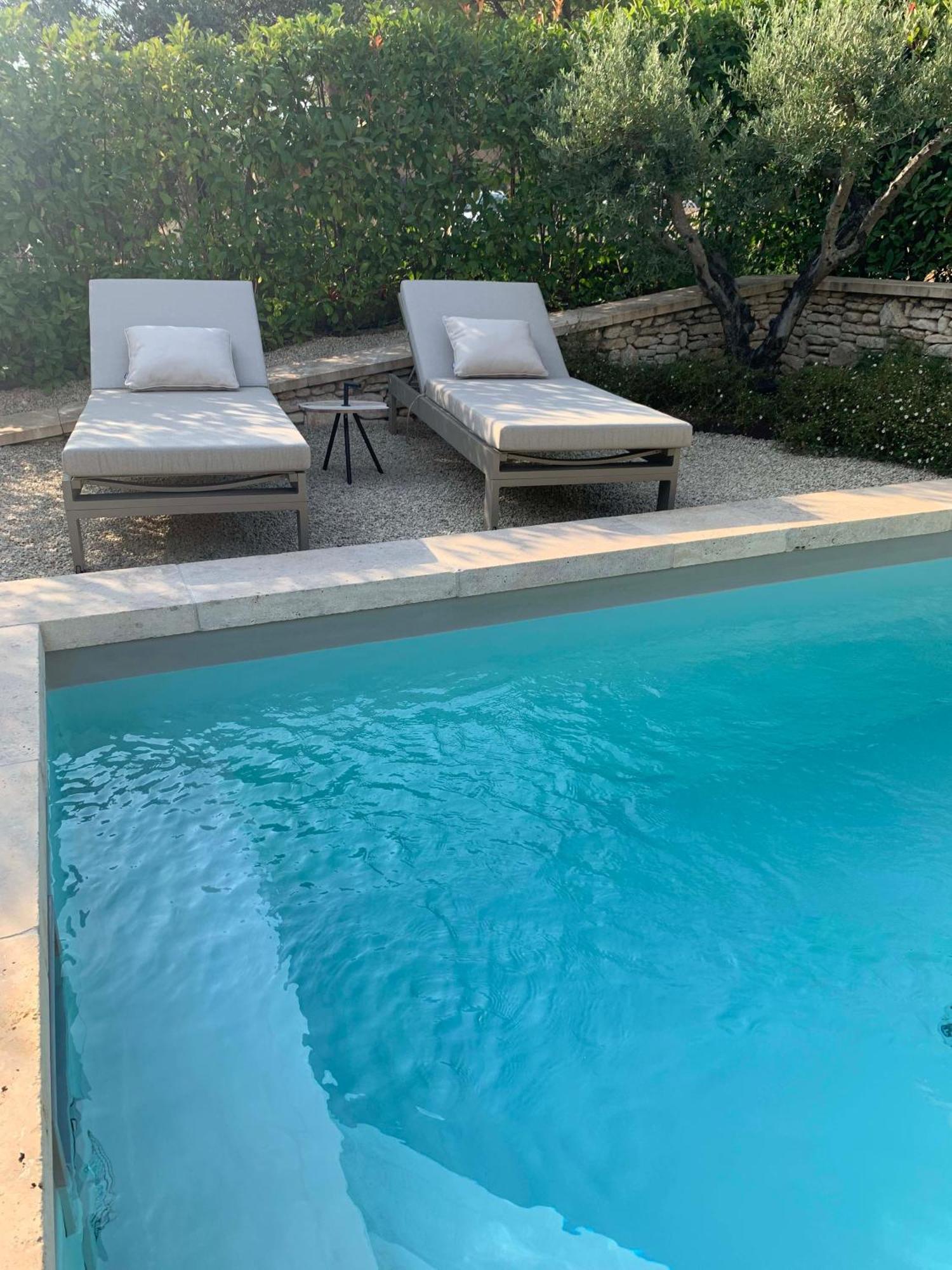 Le Cabanon De Livia Avec Piscine Privee Villa Cucuron Dış mekan fotoğraf
